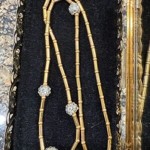 Elegant Gold Necklace with Crystal Accents